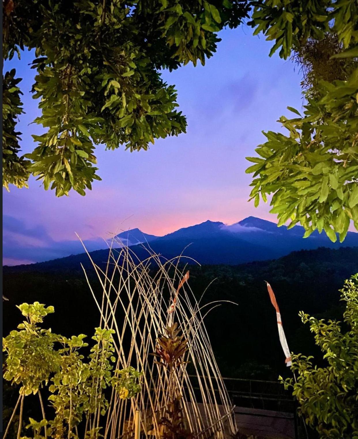 Pondok Senaru Cottages מראה חיצוני תמונה